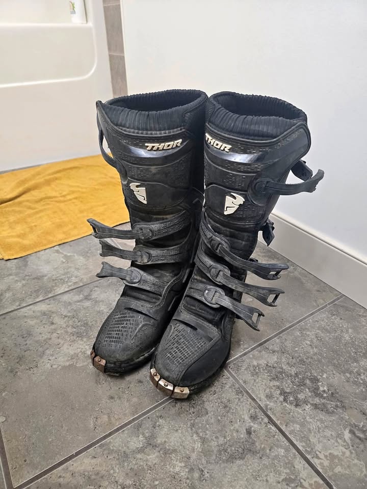 Thor blitz dirtbike boots size 10