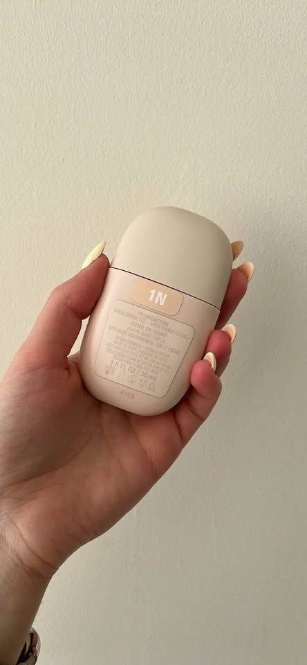 Kylie Skin Tint in 1N - photo 2
