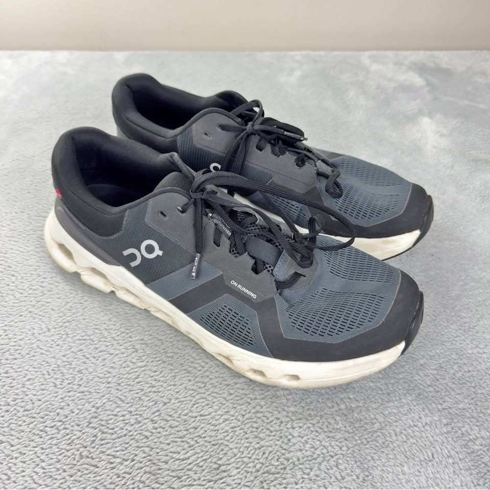 On Cloudrunner 2 Men's Size 13 Eclipse/Black