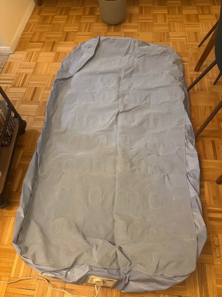 Aerobed Single Twin Size Air Mattress - photo 2