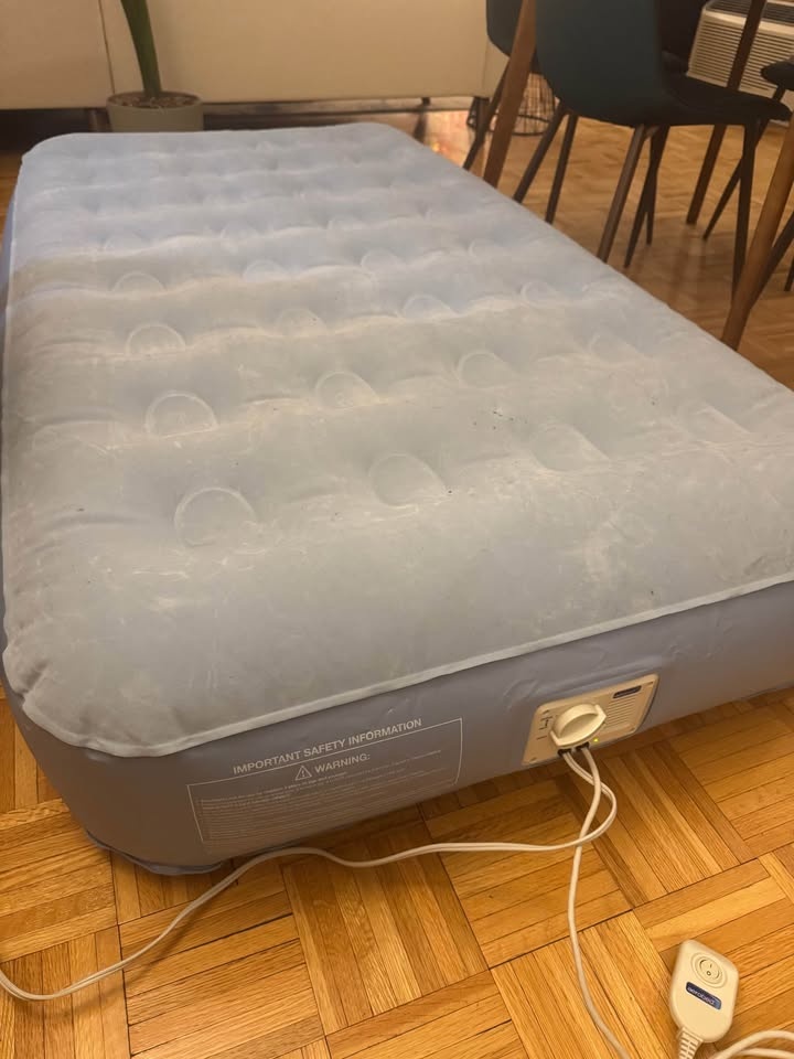 Aerobed Single Twin Size Air Mattress - photo 4