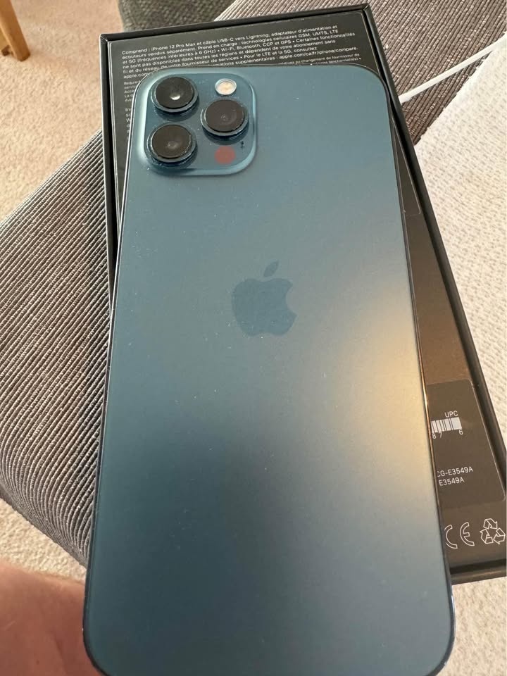 iPhone 12 Pro Max 512 GB - photo 2