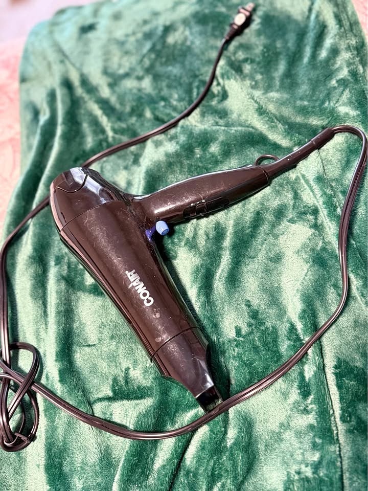 Conair Hair dryer
