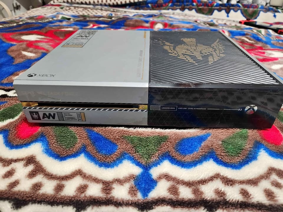 Xbox One Special AW Edition