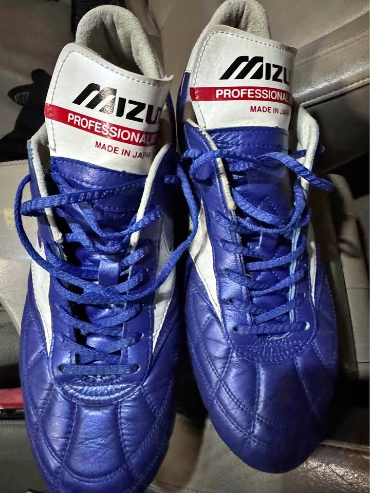 mizuno morelia m8 Japan size 9