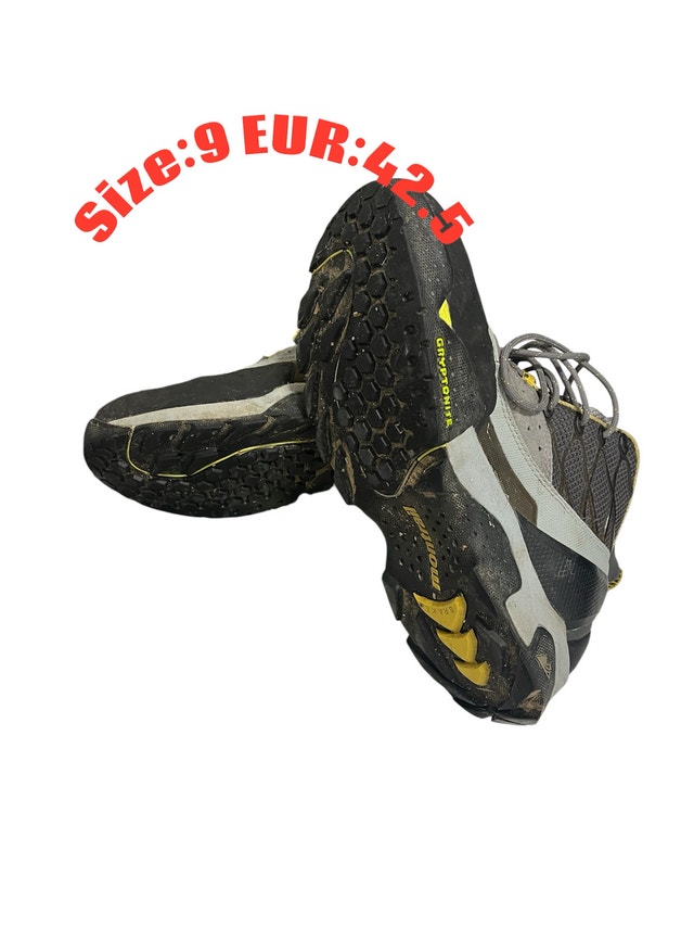 Hi-Tec Hiking Shoes - Size 9 - photo 2