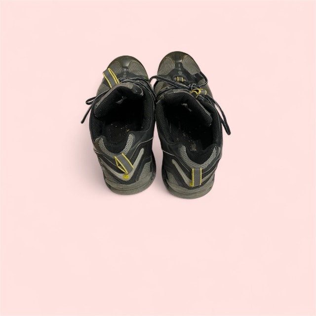 Hi-Tec Hiking Shoes - Size 9 - photo 5