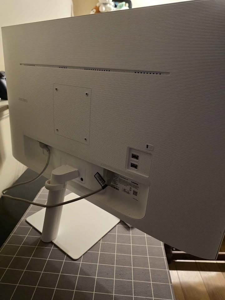 Samsung 32 inch M5 White FHD Smart Monitor - photo 4