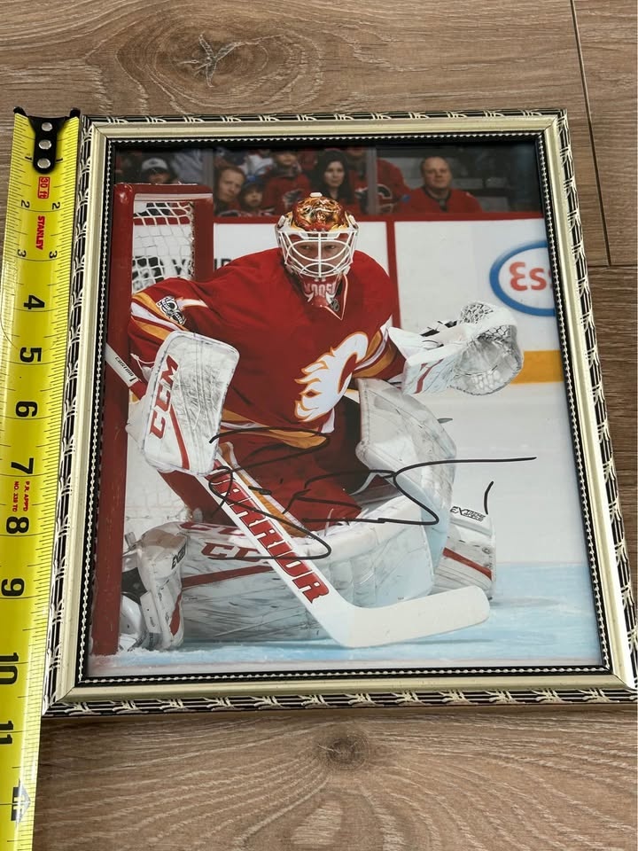 Brian Elliott Signed Calgary Flames Goalie Photo - photo 4