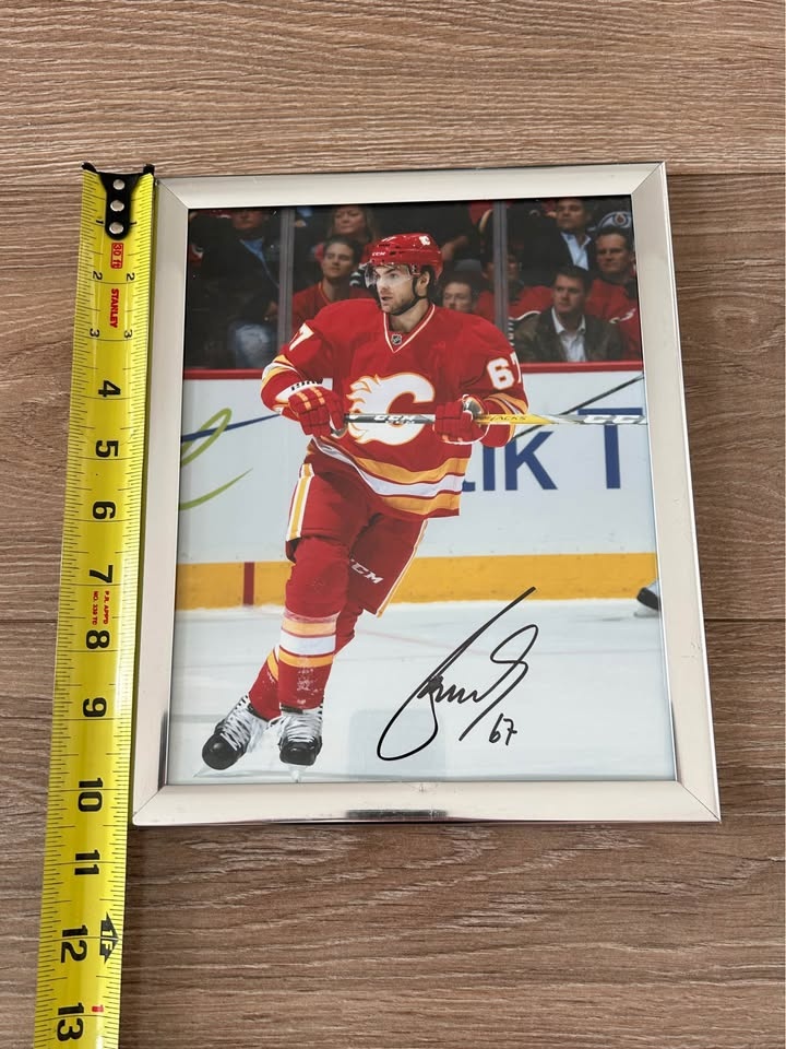 Michael Frolík Signed Calgary Flames Photo - photo 4