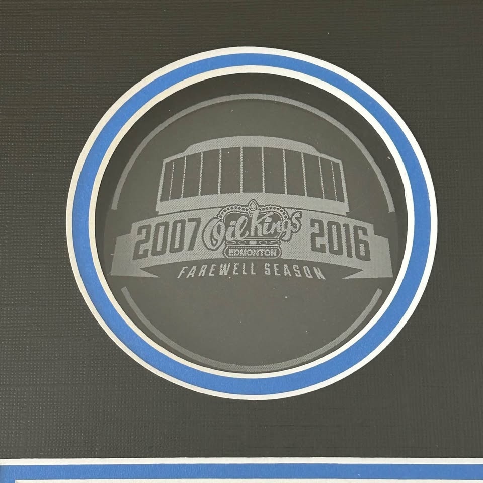 Edmonton Oil Kings Game-Used Plexi-Glass Framed Display - photo 5
