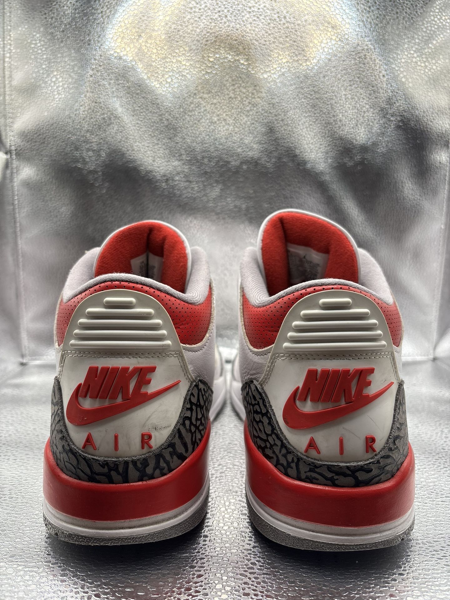 Air Jordan 3 Fire Red 2022 - photo 4