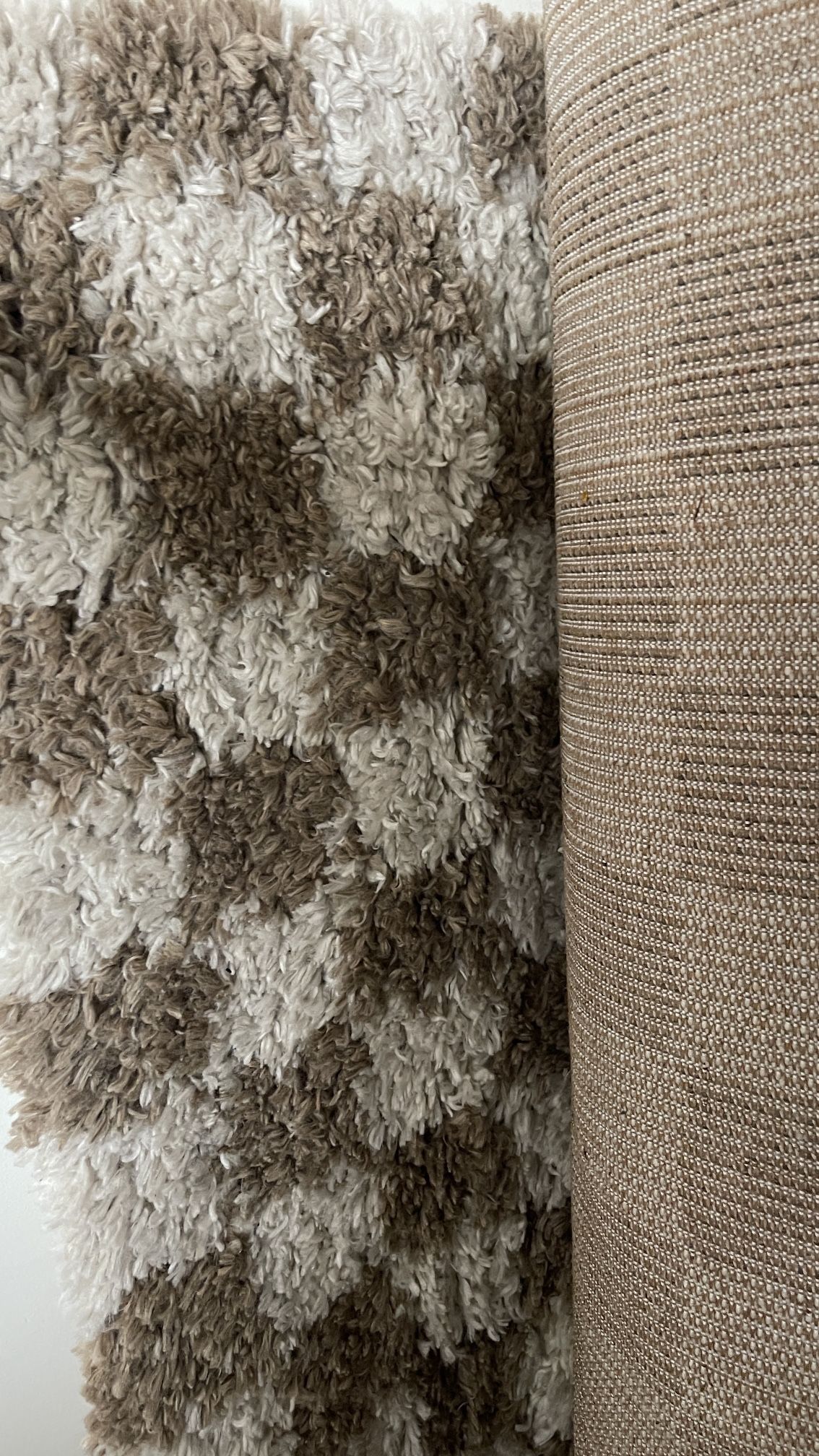 Checkered Shag Beige Rug 5 X 7