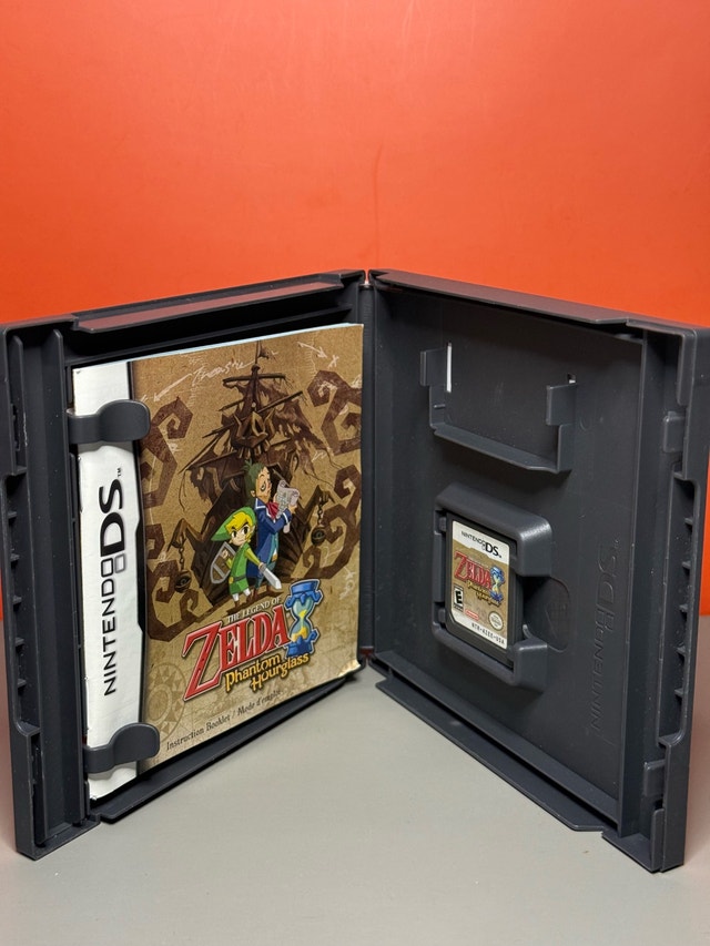 The Legend of Zelda: Phantom Hourglass for Nintendo DS - photo 2