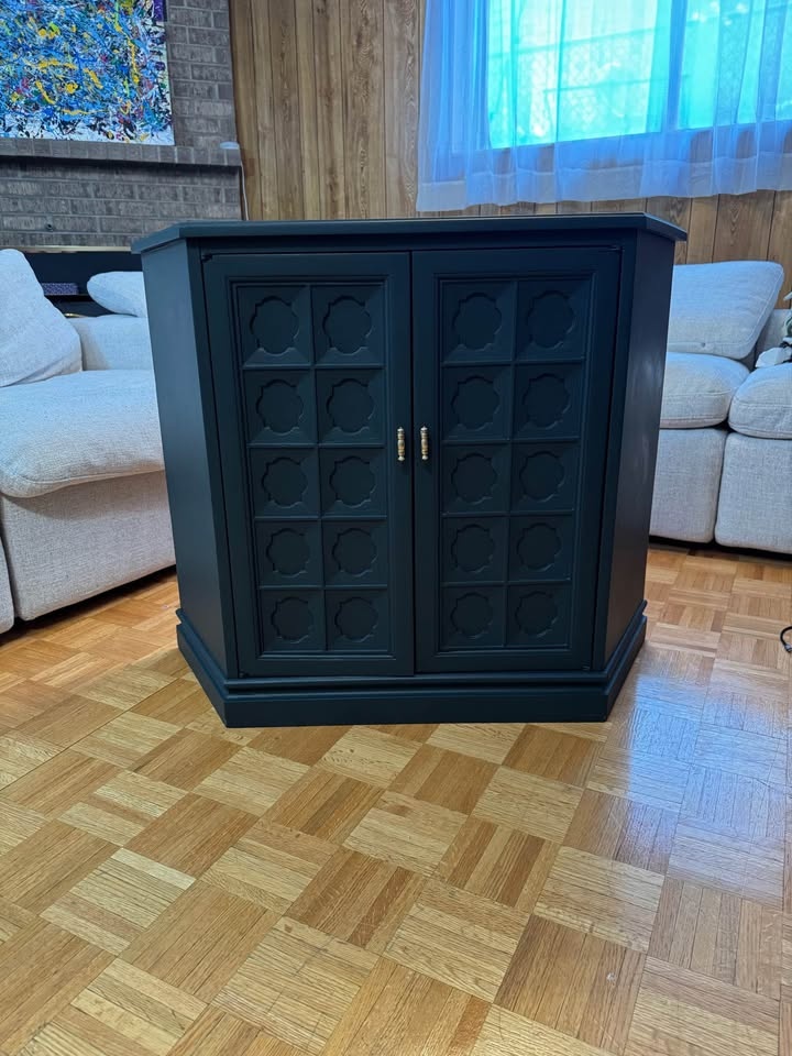 Dark Indigo Green Accent Cabinet - photo 2