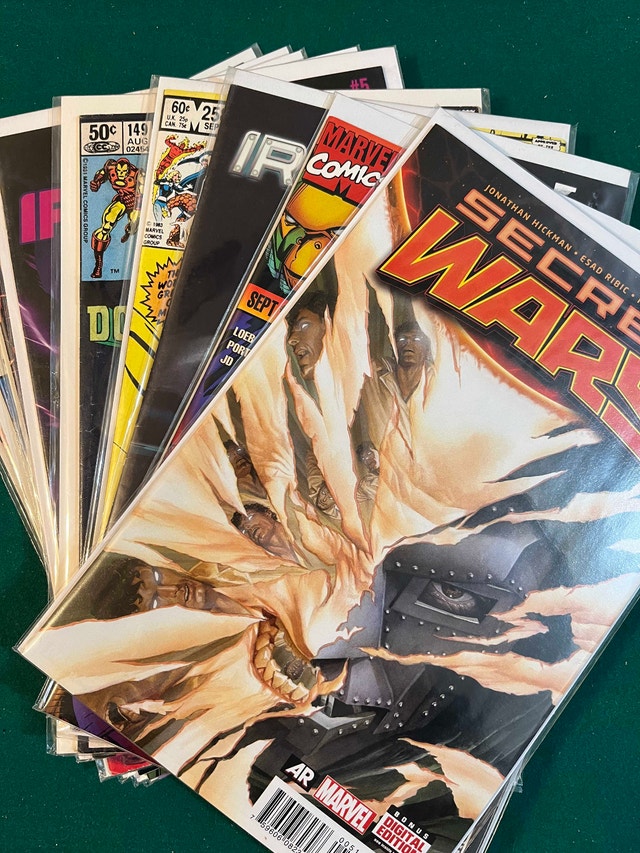 Doctor Doom Comic Lot Secret Wars Iron Man Avengers