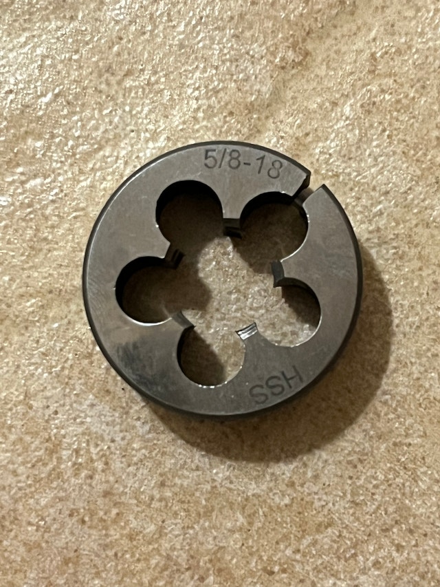 Thread Die Lot of 4 Plus Handle - photo 4