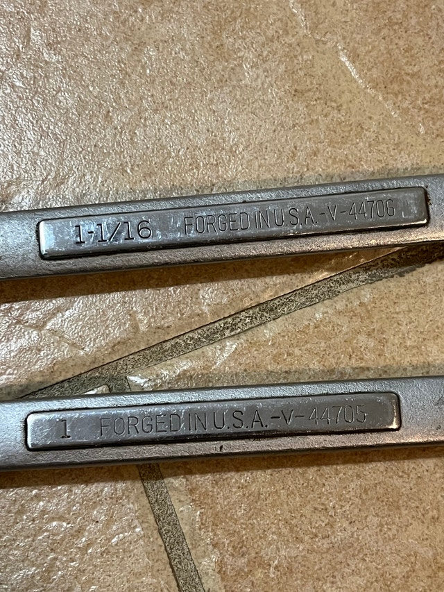 Craftsman 1" & 1-1/16" Combination Wrench Set US 44706 and 44705 - photo 4