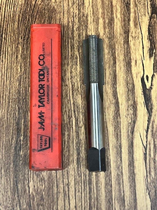 Taylor 21/32" - 32 NS HS GT Tap Tool For Machinist