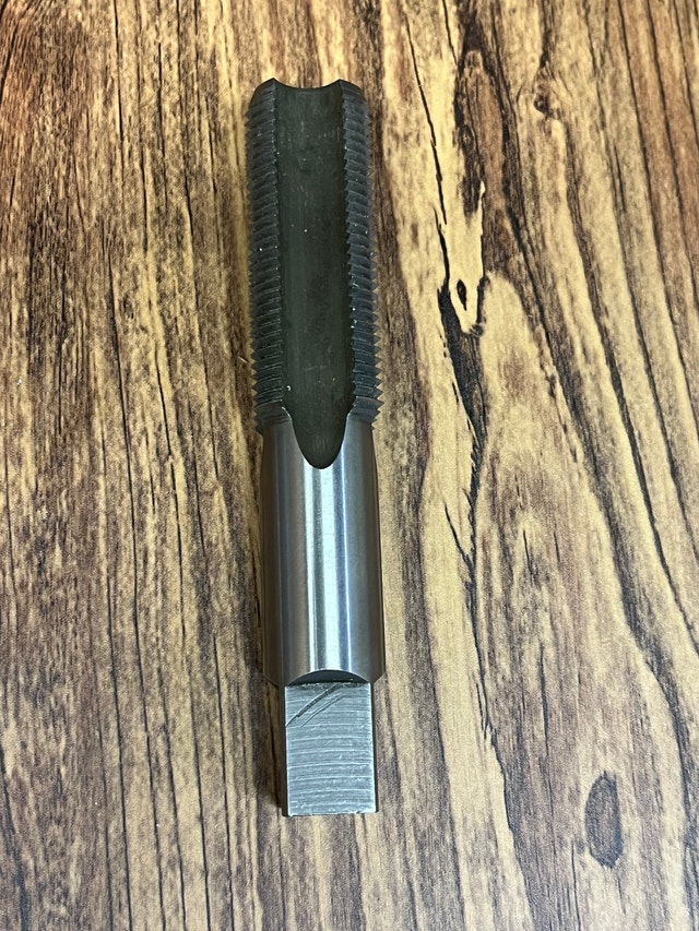 Cleveland Hand Tap 1.1/8-12 NF HS GH 4 for Machinists