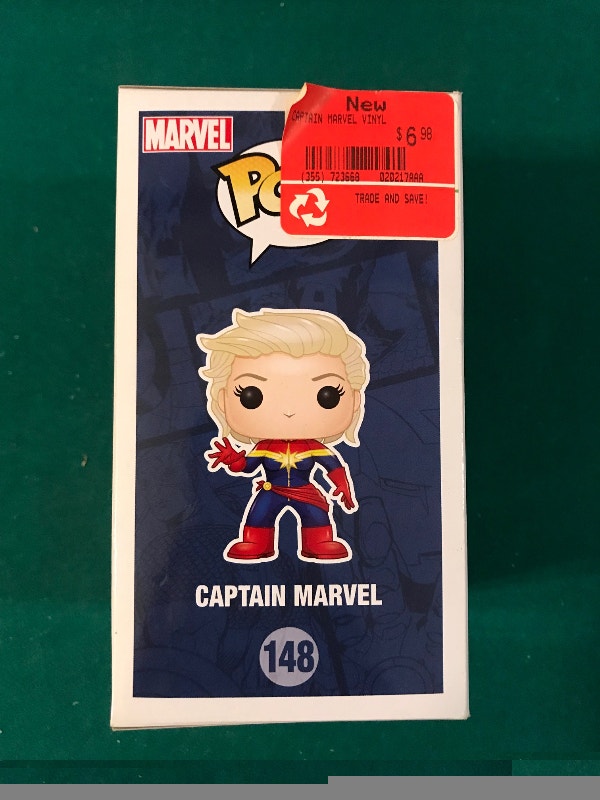 Funko Pop Captain Marvel #148 Marvel Comics - photo 2