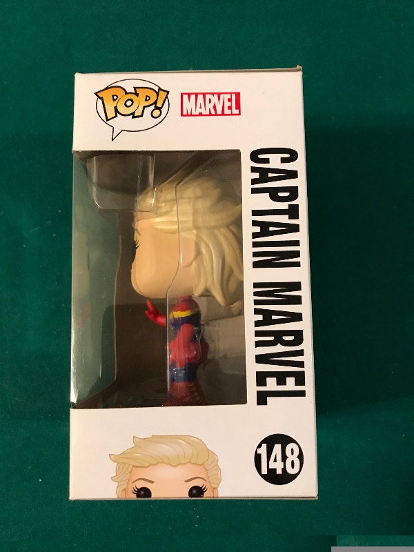 Funko Pop Captain Marvel #148 Marvel Comics - photo 4