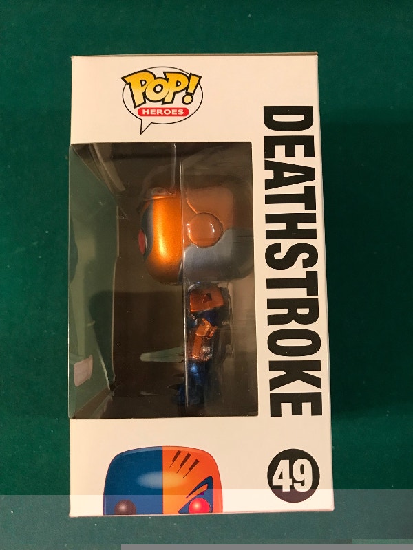 Funko Pop Deathstroke #49 DC Comics - photo 4