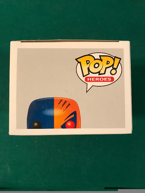Funko Pop Deathstroke #49 DC Comics - photo 5