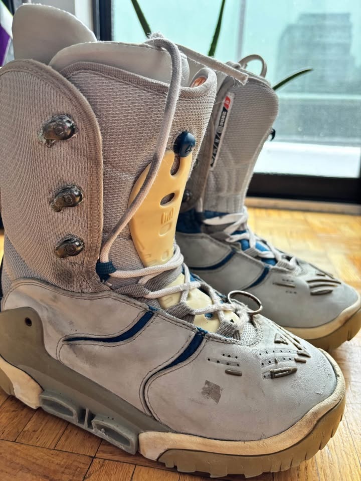 Burton Women snowboard boots US 8 EUR 40🥕 - photo 2