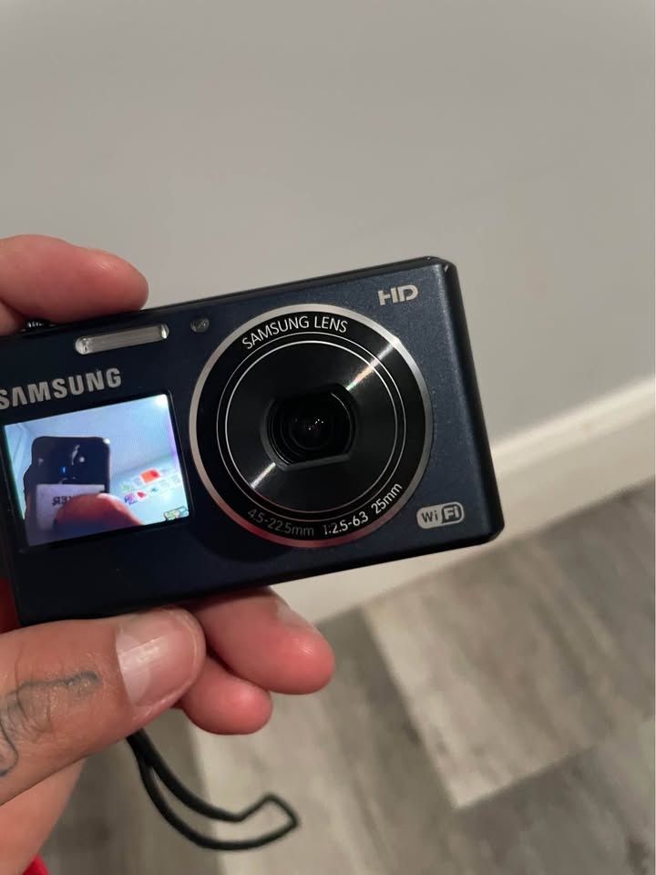 Samsung DV150F digital camera! - photo 3