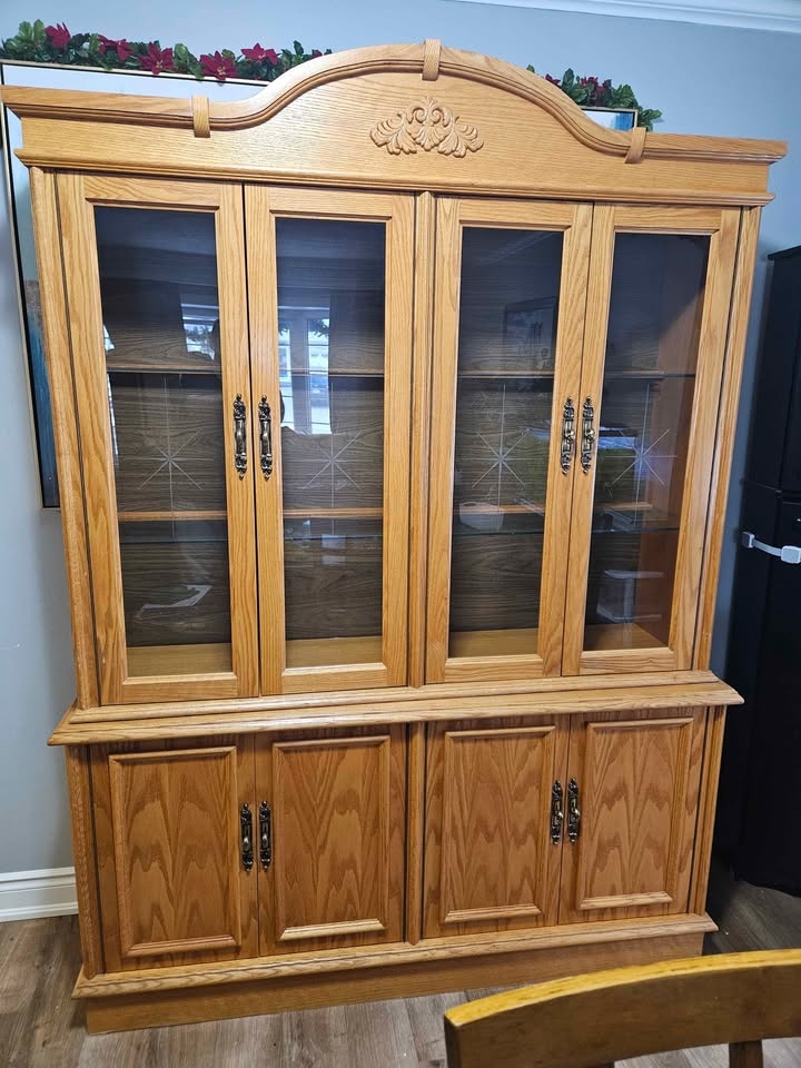 Solid Oak Lighted China Cabinet / Display Hutch - photo 2