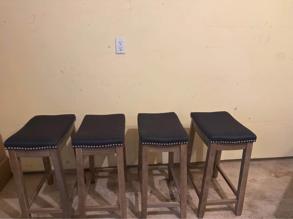 Bar Stools – Set of 4 - photo 2