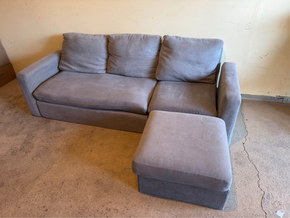 Modern Gray Sectional Sofa with Chaise – Clean & Comfortable - C - photo 2