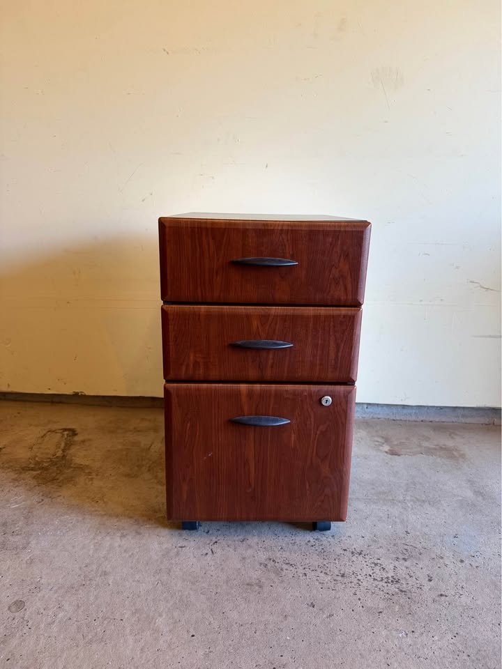 Office storage drawers - photo 2