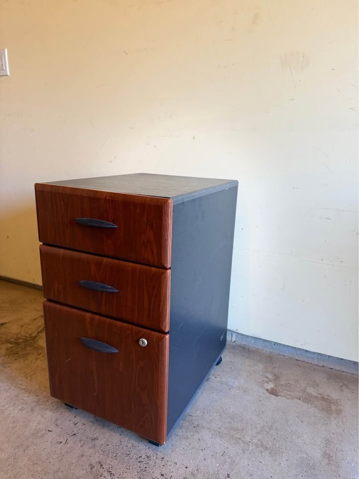 Office storage drawers - photo 4