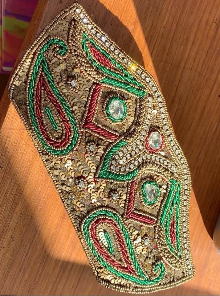 Antique Moroccan bejewelled embroidered Clutch 10x5 - photo 2