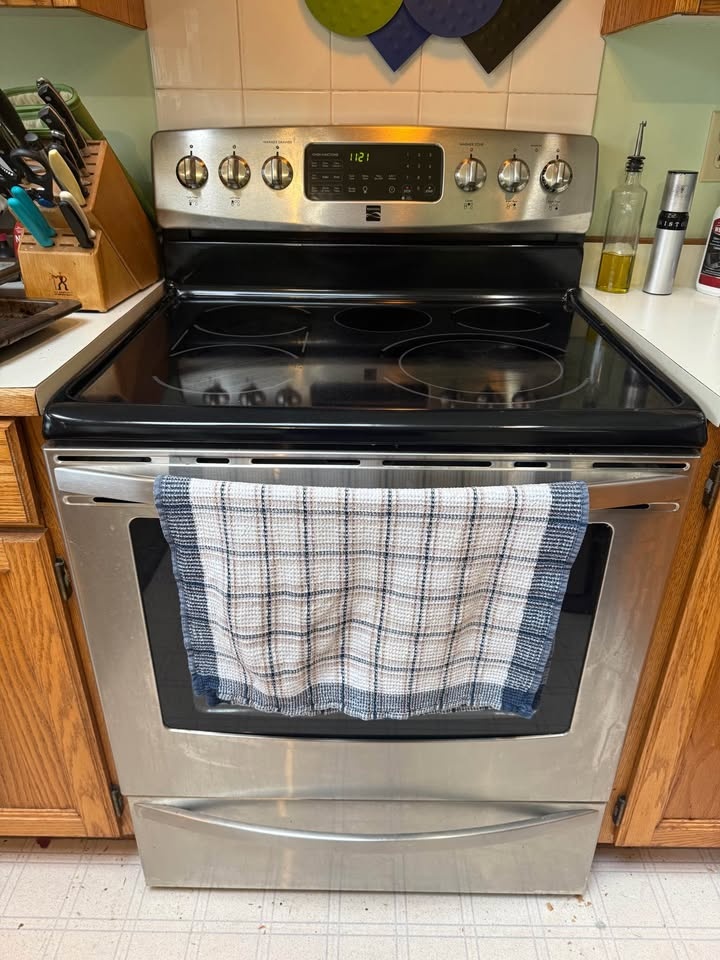 Kenmore stove