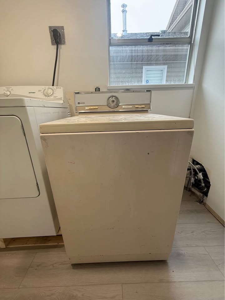 Vintage Maytag Washing Machine