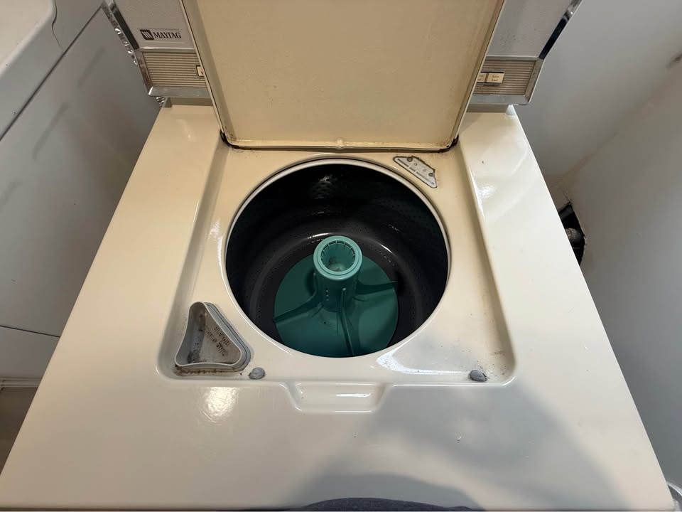 Vintage Maytag Washing Machine - photo 3