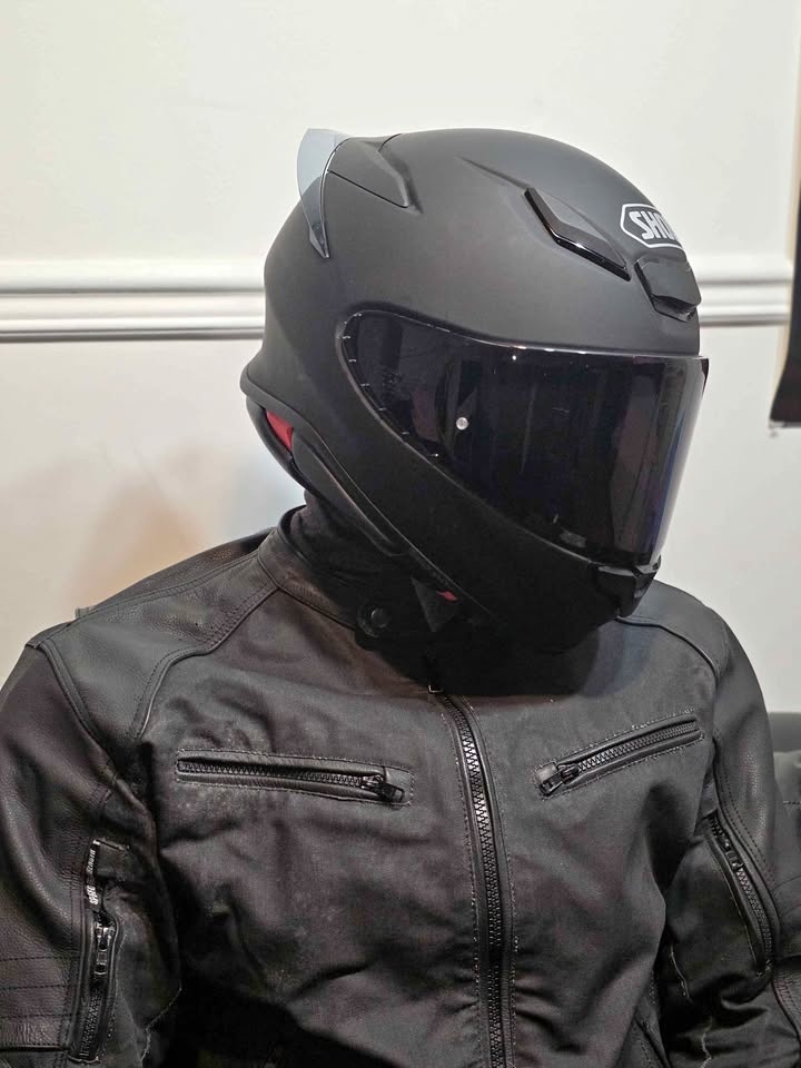 Shoei RF1400 size M