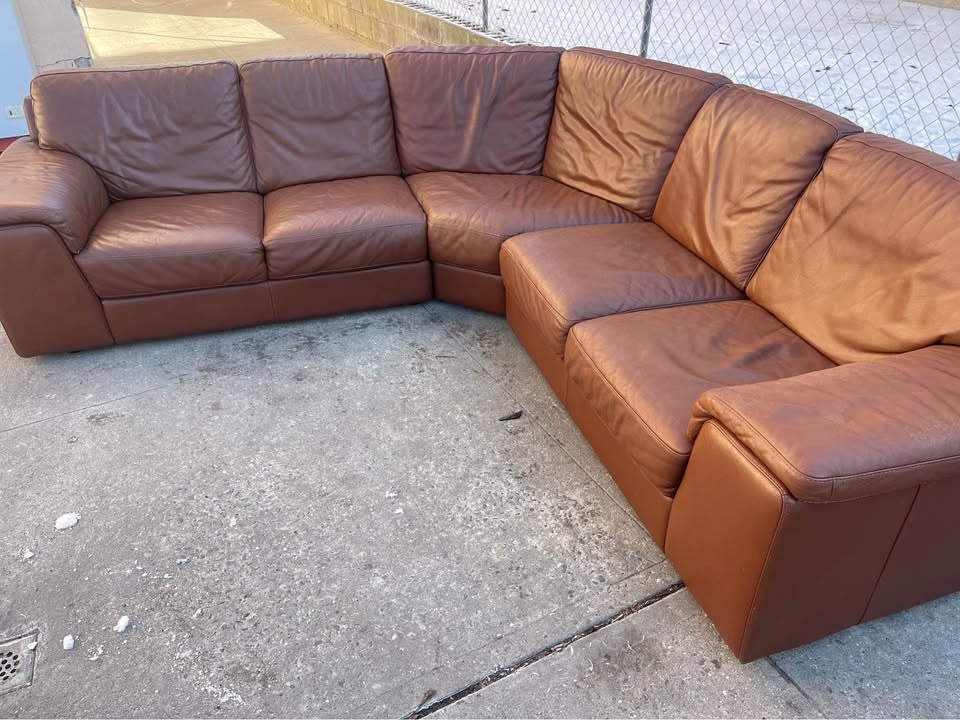 Chateau d’Ax 3-Piece Brown Genuine Leather Sectional - photo 5