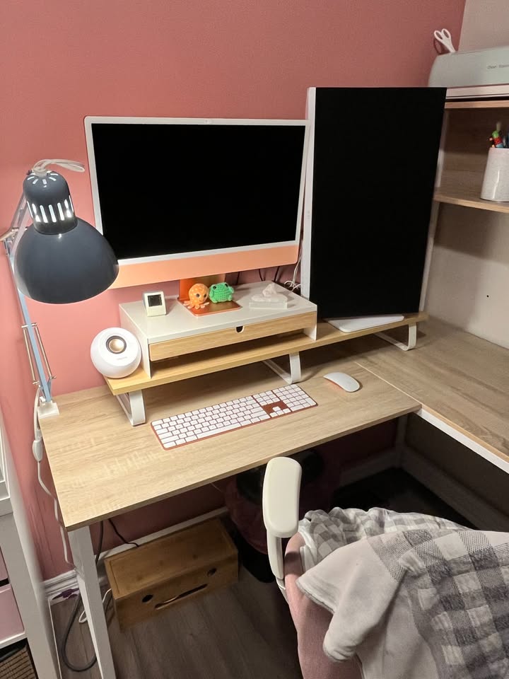 L-Shaped Computer Desk with Metal Base and Open Storage - photo 3