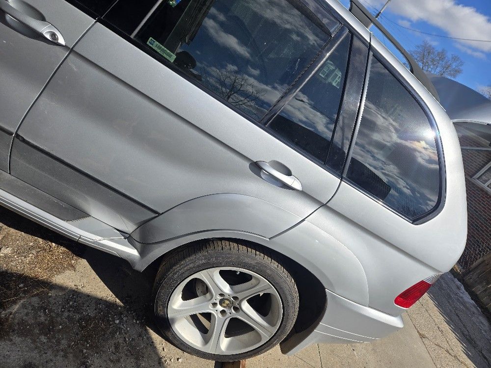 2003 BMW X5 4.6l v8.  As is - photo 3