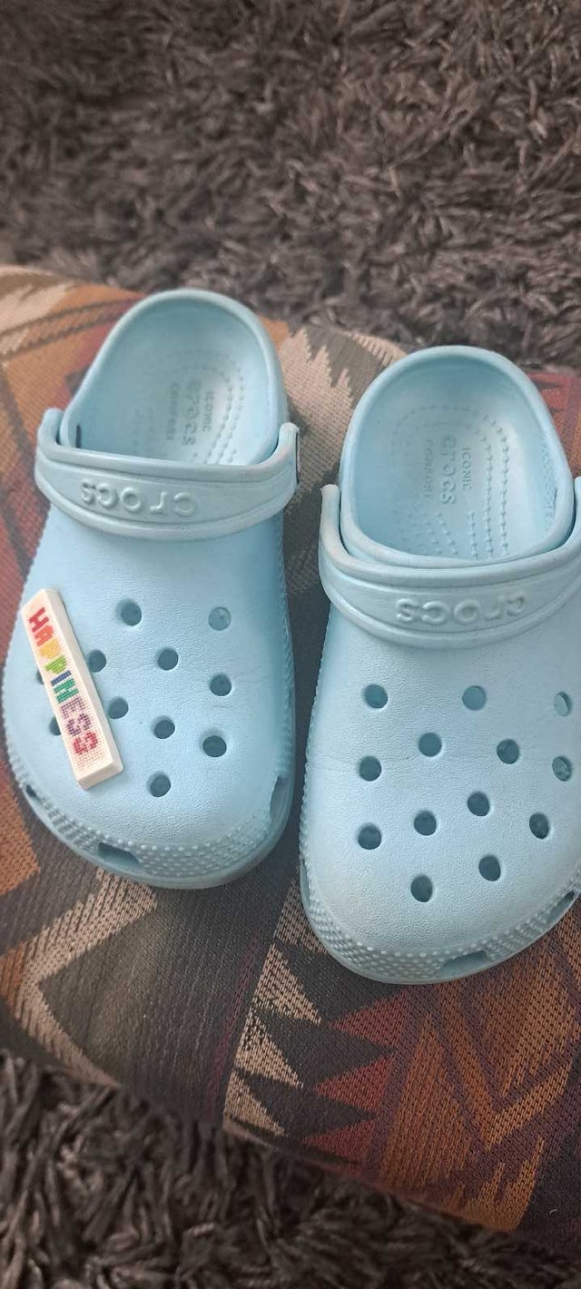 Kids Crocs - size C12