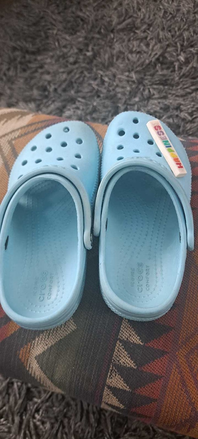Kids Crocs - size C12 - photo 2
