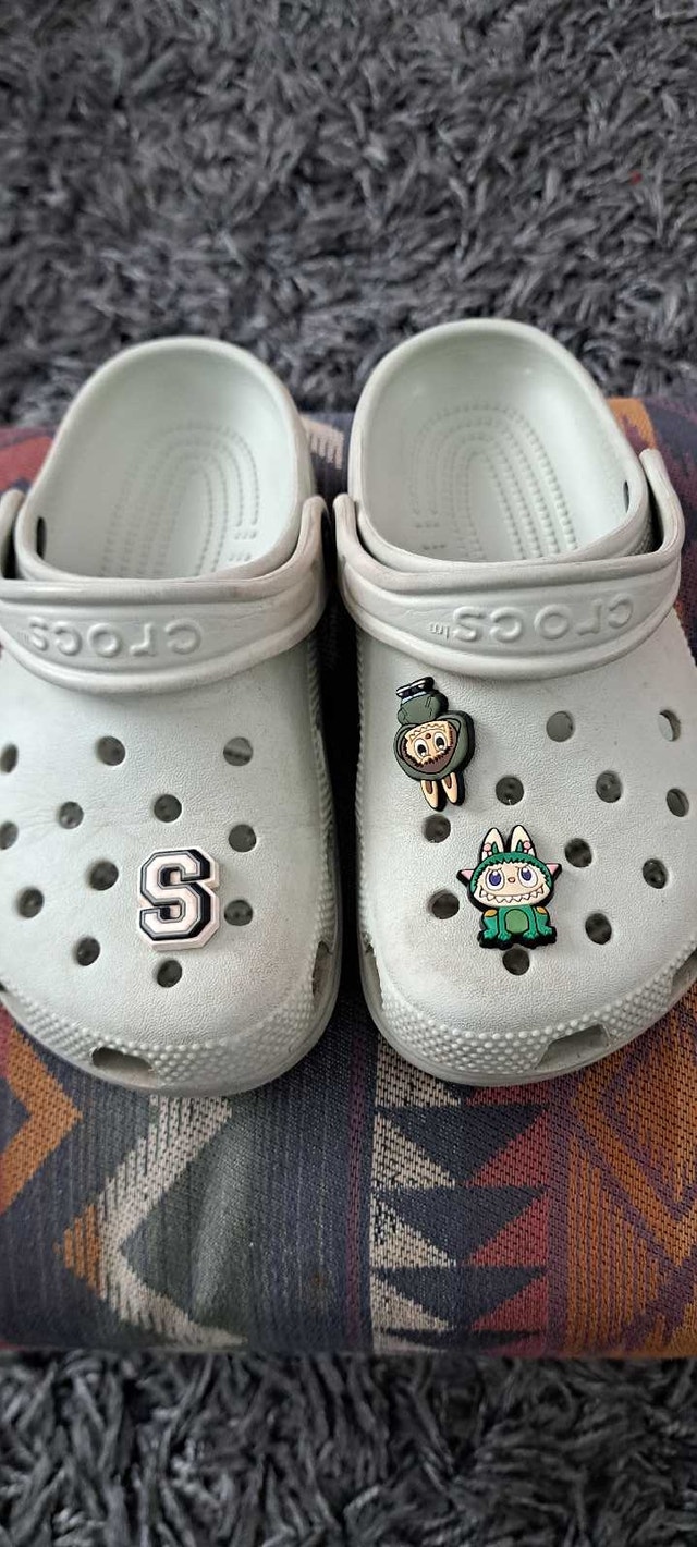 Kids Crocs - size J1