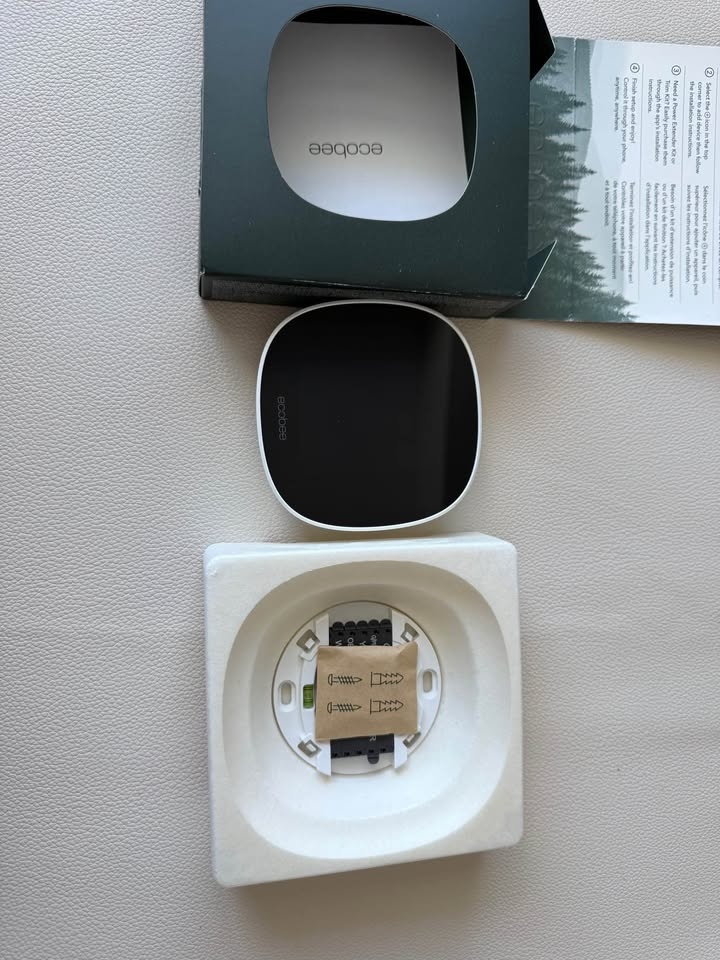 ecobee Smart Thermostat Essential (2025) - photo 4