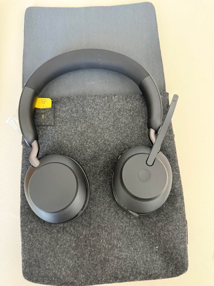 Jabra Evolve2 65 Wireless Headset - NEW open box - photo 4