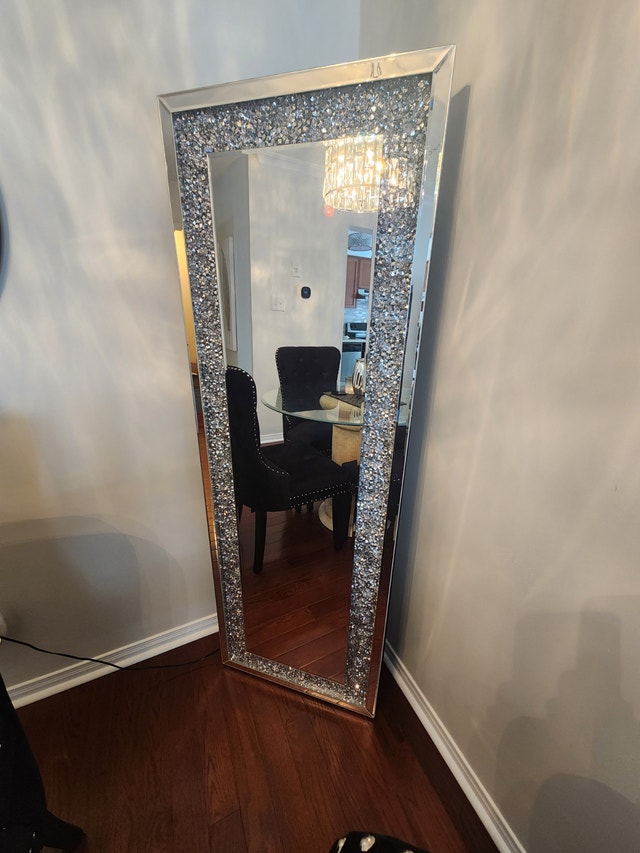 Decorative Crystal Framed Wall Mirror - photo 2