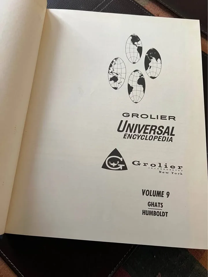 Grolier Universal Encyclopedia image indicator(3)